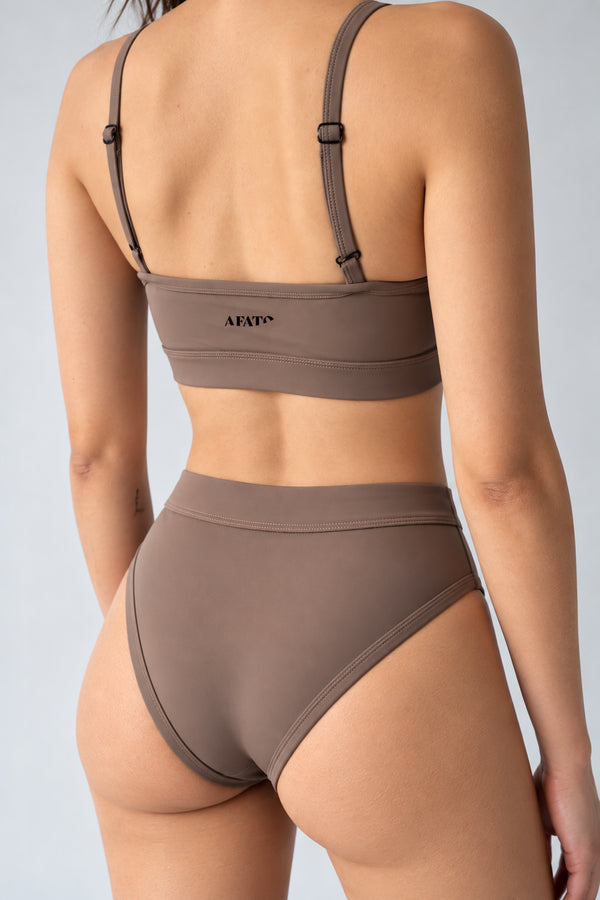 V-Neck Top in Mocha