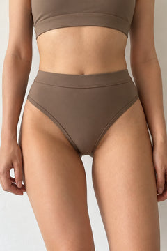 Rise Leg Bottom in Mocha