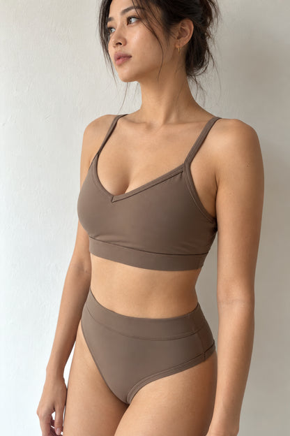 V-Neck Top in Mocha
