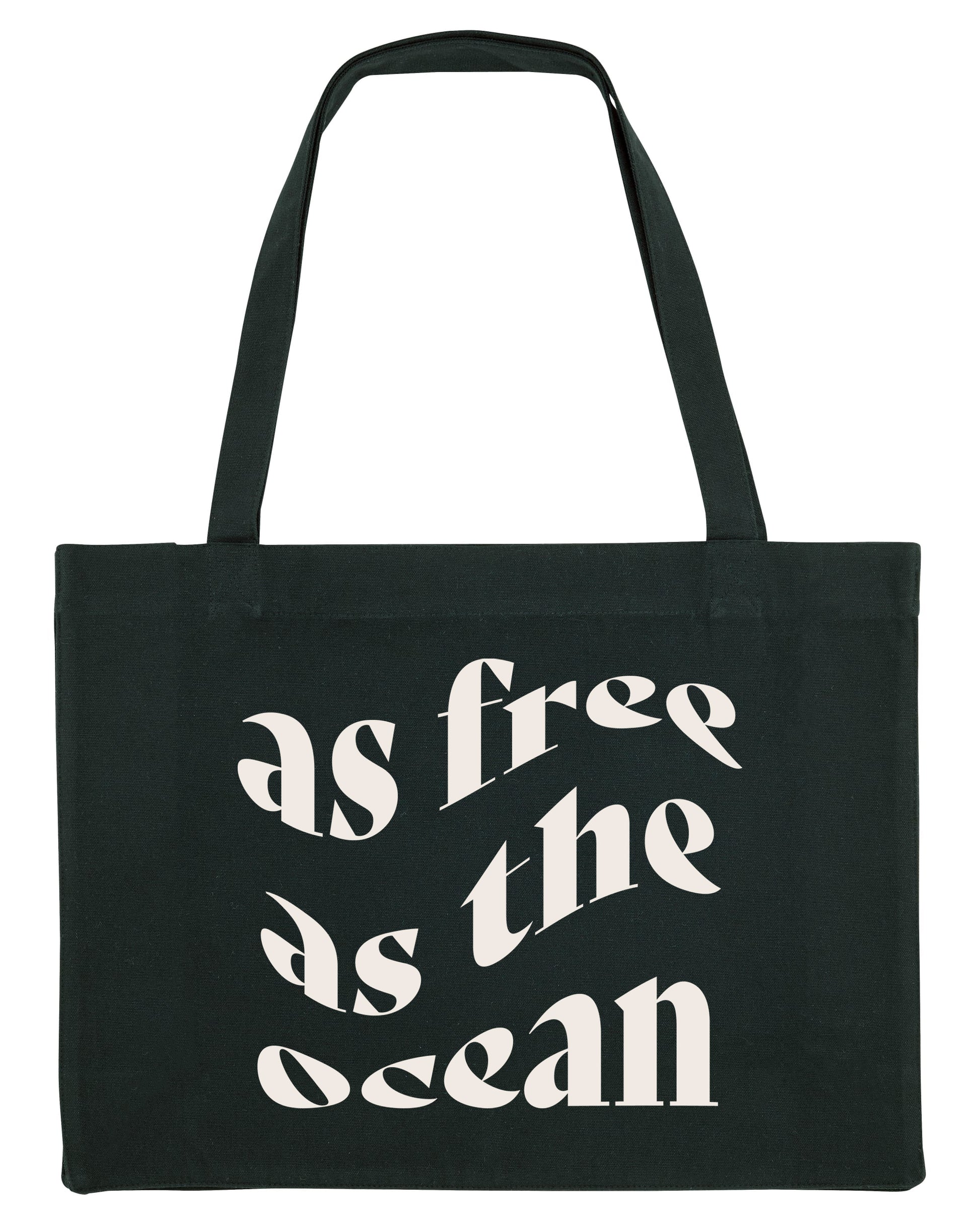 AFATO beachbag with 'As Free As The Ocean' print – a stylish and eco-friendly accessory for your beach day.