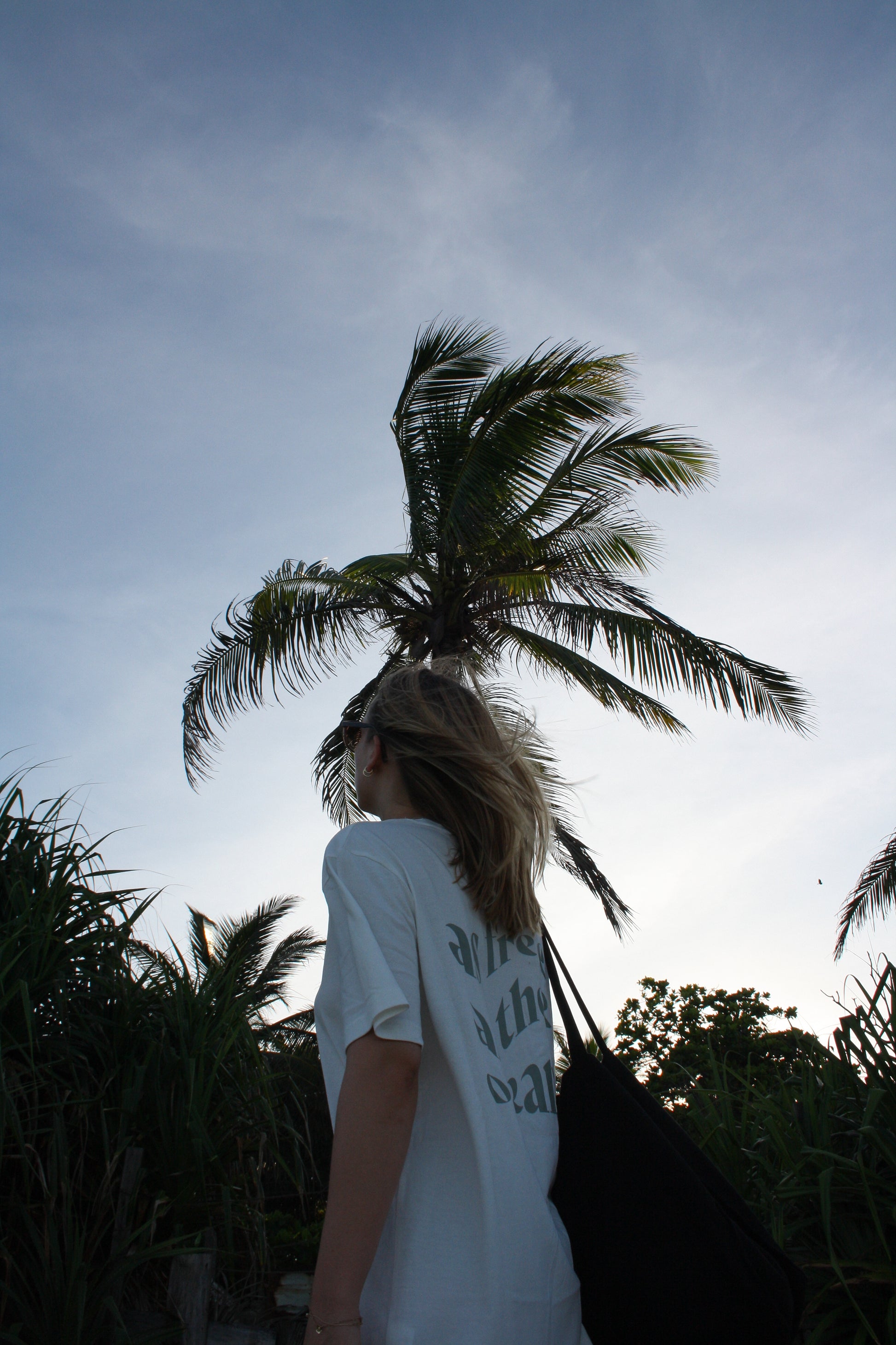 AFATO unisex shirt with 'As Free As The Ocean' print – a stylish and sustainable design for beach lovers and surfers.